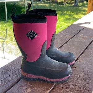 Girls, Pink & Black Muck Boots, Used